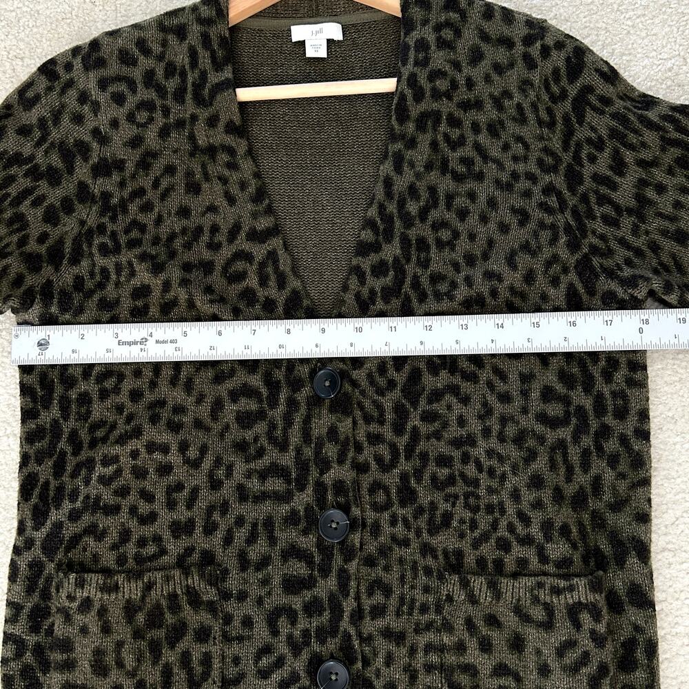 J.Jill Leopard Print Cardigan Sweater Women XS Hunter Black Button Up Pockets - Picture 7 of 10